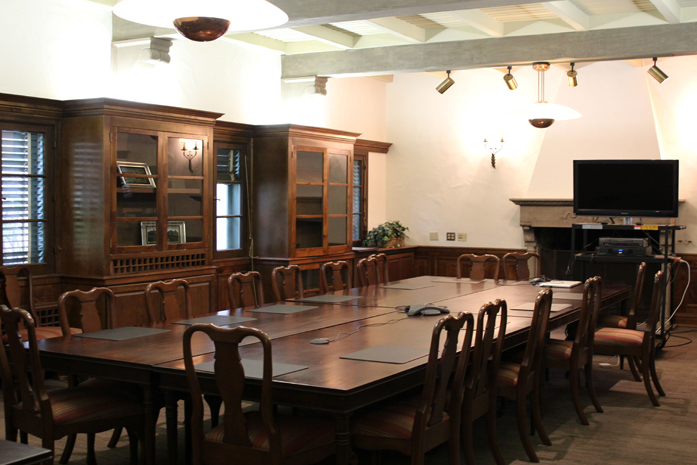 A table in the Mary Routt Memorabilia Room at Scripps College.