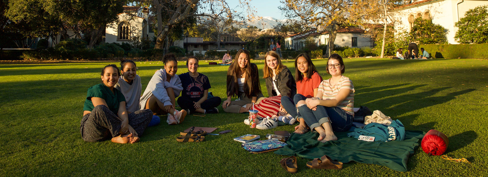 Students on Jaqua Quad