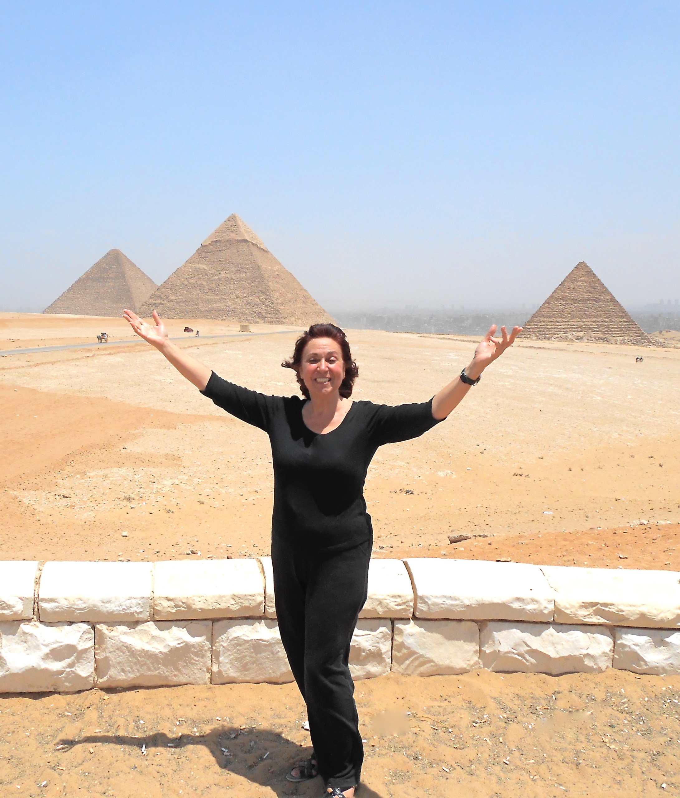 Lydia Ringwald at the Pyramids of Giza