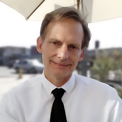 Photo portrait of Doug Goodwin, a white man with brown hair.