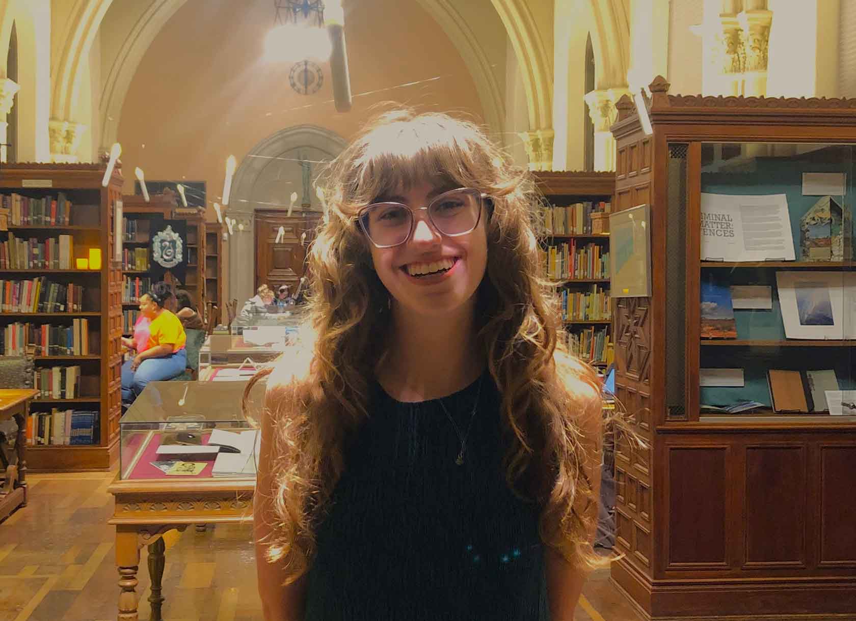 Portrait of Isabel Evans '23 at Ella Strong Denison Library
