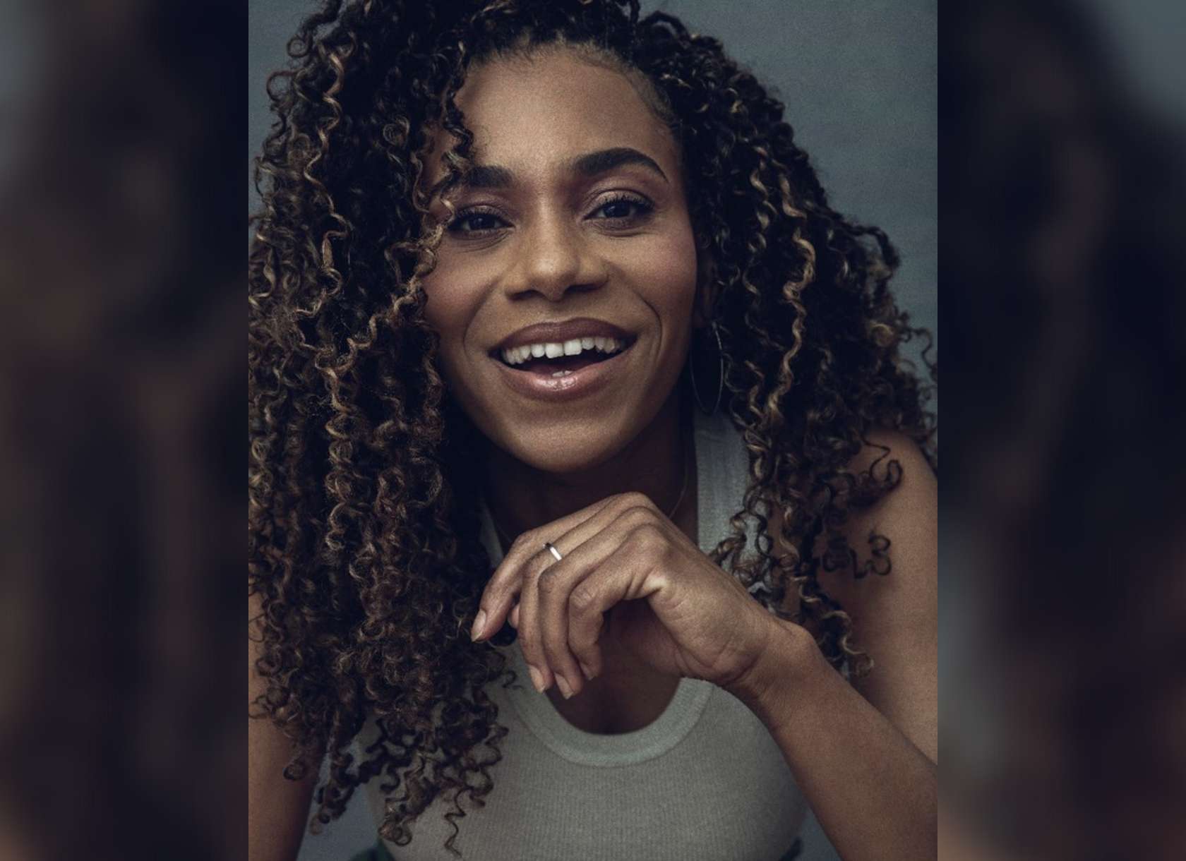 Portrait of actor Kelly McCreary, who will deliver the 2023 Scripps College Commencement address