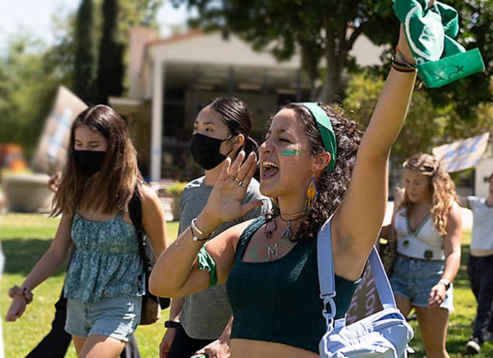 Claremont Colleges students protest the SCOTUS draft opinion that would overturn Roe v. Wade