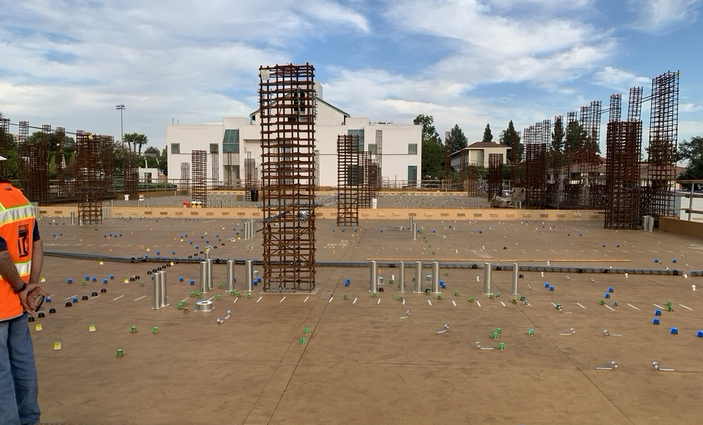 East view toward Keck building